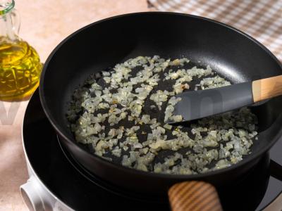 Vištiena cukinijų ikroje Žingsnis 2