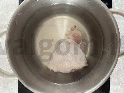 Pomidorų sriuba su orzo makaronais Žingsnis 1