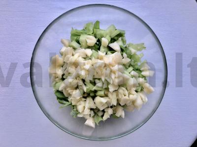 Pavasarinė salota su grybais ir obuoliais Žingsnis 3