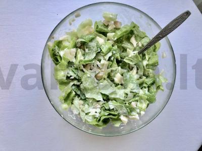 Pavasarinė salota su grybais ir obuoliais Žingsnis 6