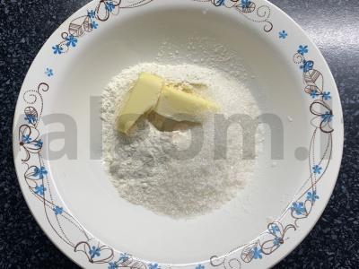 Braškinių kramblis prie arbatos Žingsnis 1