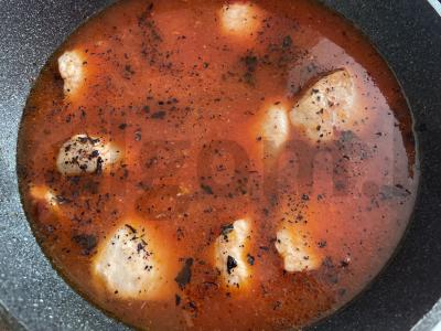 Kvapni padažas su mėsa ir aštria adžika Žingsnis 4