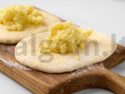 Pyragai „Voronežo šlepetės“ Žingsnis 4