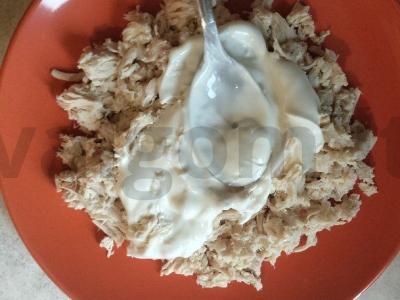 Lengvas salotas iš vištienos filė ir korėjietiškų morkų Žingsnis 4