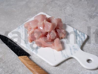 Vištienos filė guliašas Žingsnis 1