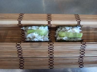 Onigiri su varškės sūriu ir šviežiu agurku Žingsnis 5