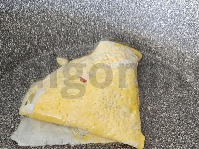 Kiaušinienė su sūriu ir bekonu pusryčiams Žingsnis 3