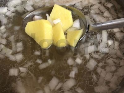 Sriuba su gnocchi Žingsnis 3