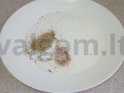 Kepti kiaulienos šonkauliai su moliūgu ir provanso žolelėmis Žingsnis 1