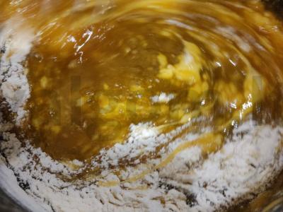 Medovikas su grietine ir kondensuotu pienu Žingsnis 5