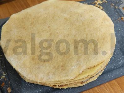 Medovikas su grietine ir kondensuotu pienu Žingsnis 8