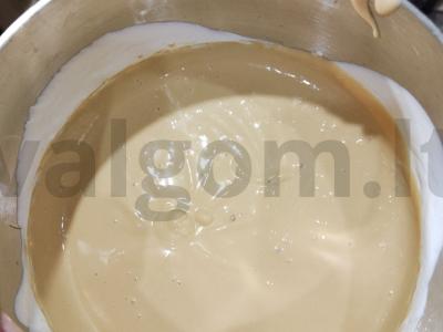Medovikas su grietine ir kondensuotu pienu Žingsnis 9