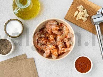 Šiltas salotas su krevetėmis ir raudonaisiais pupelėmis Žingsnis 2