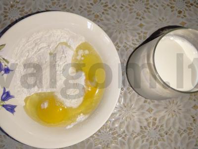 Ryžių miltų blynai su varškės įdaru Žingsnis 1