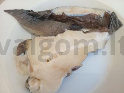 Tirštas žuvies sriuba su perliniu miežiu Žingsnis 1