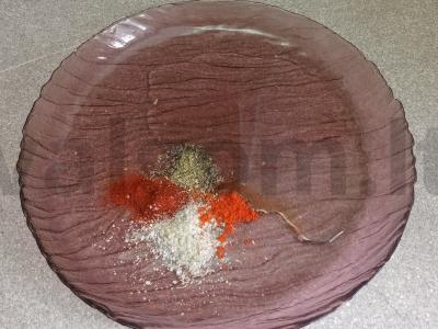 Kiaulienos šonkauliai, kepti su bulvėmis ir brokoliais Žingsnis 1