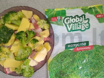 Kiaulienos šonkauliai, kepti su bulvėmis ir brokoliais Žingsnis 4