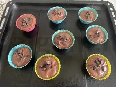 Drėgni šokoladiniai keksiukai Žingsnis 5