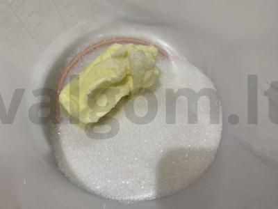 Biskvitas „Raudonas aksomas“ Žingsnis 2