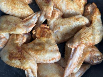 Marinuoti sparneliai su paprika Žingsnis 4