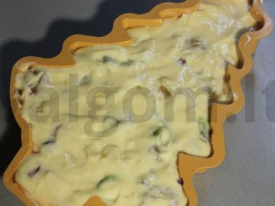 Naujųjų metų vaisių ir uogų pyragas Žingsnis 8