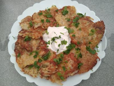 Bulviniai blynai su jalapeño pipirais ir be glitimo miltais pagrindine nuotrauka