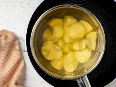 Vištiena su jauna bulve orkaitėje Žingsnis 1