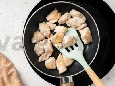 Vištiena su jauna bulve orkaitėje Žingsnis 2