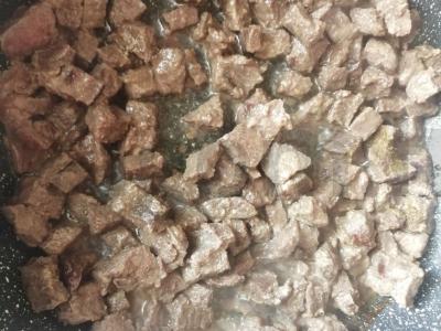 Ryžiai su daržovėmis ir jautiena Žingsnis 1