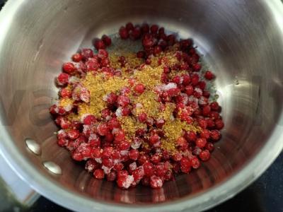 Raudonųjų serbentų želė ant agar-agar Žingsnis 1