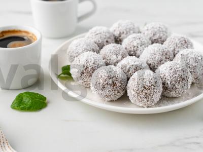 Saldainiai su urbečiu pagrindine nuotrauka