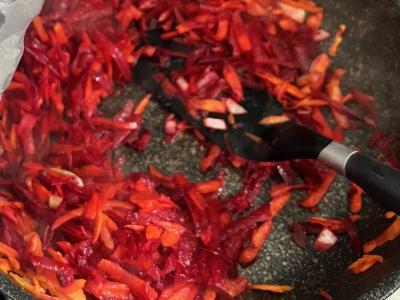 Borsčas su vištiena ir salierais Žingsnis 9