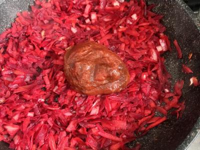 Borsčas su vištiena ir salierais Žingsnis 11