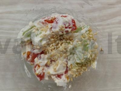 Daržovių, ryžių ir sezamo salotos stiklinėje Žingsnis 5