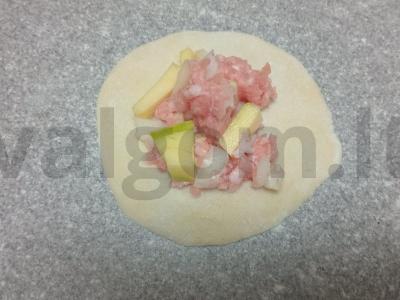 Koldūnai su kiaulienos faršu ir cukinija Žingsnis 7