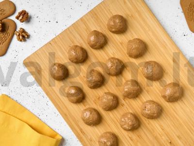 Bananiniai saldainiai su riešutais Žingsnis 3