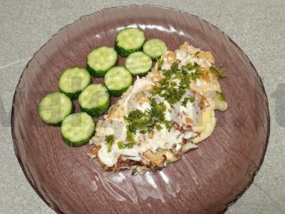 Avižų blynas su rūkytomis vištienos krūtinėlėmis ir sūriu pagrindine nuotrauka