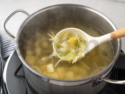 Kopūstų šči Žingsnis 7