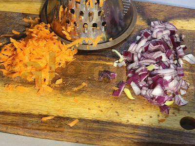 Pavasarinis sriuba su rūgštynėmis ir dilgėlėmis Žingsnis 4