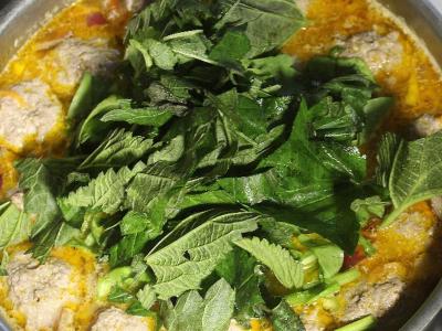 Pavasarinis sriuba su rūgštynėmis ir dilgėlėmis Žingsnis 14