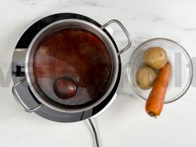 Kalakutų salotos su burokėliais Žingsnis 2