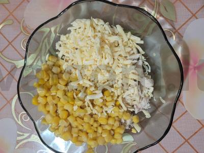 Salotas „Nikole“ su pievagrybiais ir vištiena Žingsnis 3