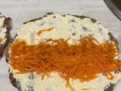 Kepenų ritinėliai su korėjietiška morkų salotomis Žingsnis 9