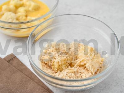 Sūrio žiedinė kopūstė orkaitėje Žingsnis 5