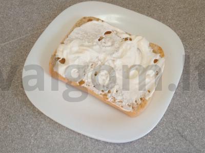 Ciabatta burgeris su kalakutienos kotletu, grybais ir kiaušiniu Žingsnis 2