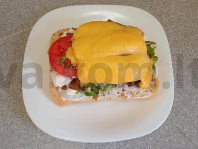 Ciabatta burgeris su kalakutienos kotletu, grybais ir kiaušiniu Žingsnis 11