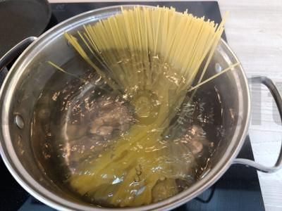 Makaronai su sūriu ir daržovėmis vakarienei Žingsnis 4