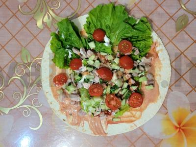 Sultinga tortilija su vištiena ir daržovėmis namuose Žingsnis 3