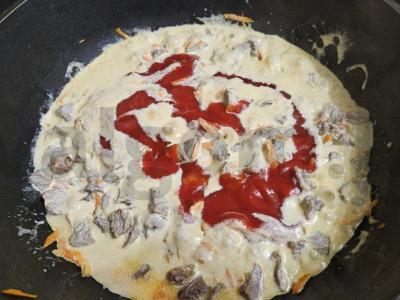 Farfalle su kalakutiena grietinėlės-tomato padaže Žingsnis 3