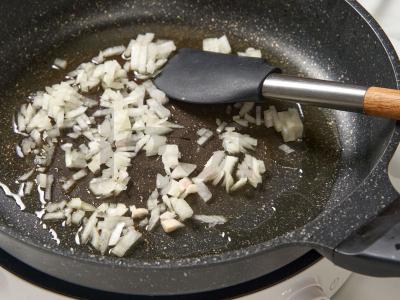 Šaltibarščiai su kiauliena ir šviežiais kopūstais Žingsnis 3